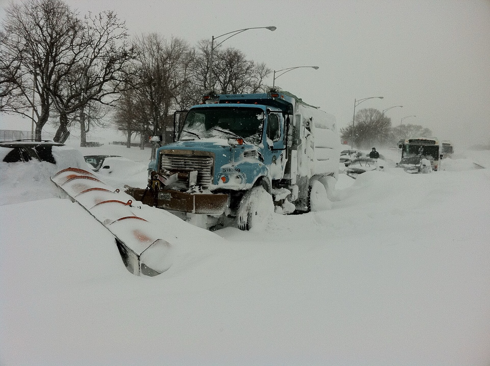 A stuck salt truck on Lake Shore Drive in Chicago during the February 2011 snowstorm